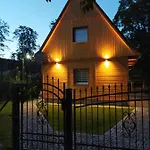 Sosnowa - Dom Z Prywatna Sauna Villa *